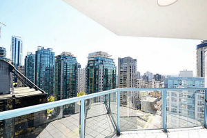 Palais 1415 W Georgia Vancouver